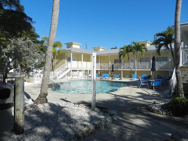 6732 SARASEA CIRCLE 104C, Sarasota, FL 34242