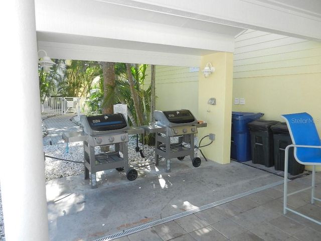 6732 SARASEA CIRCLE 104C, Sarasota, FL 34242