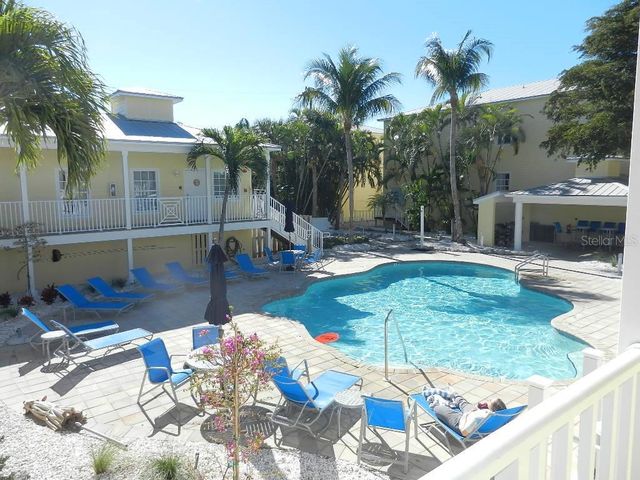 6732 SARASEA CIRCLE 104C, Sarasota, FL 34242