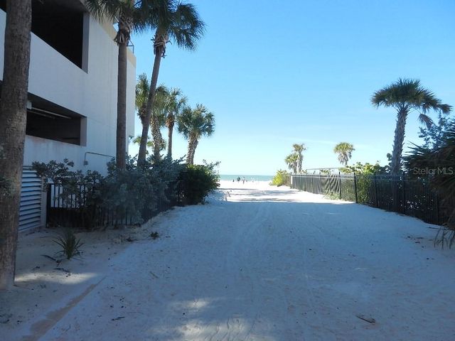 6732 SARASEA CIRCLE 104C, Sarasota, FL 34242