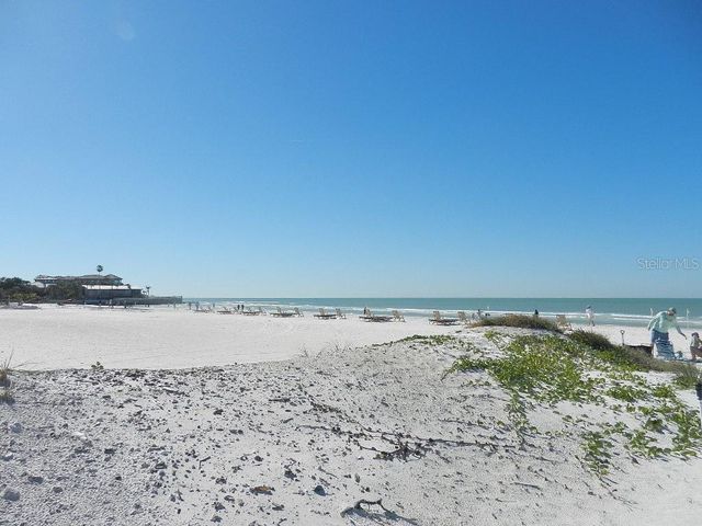 6732 SARASEA CIRCLE 104C, Sarasota, FL 34242