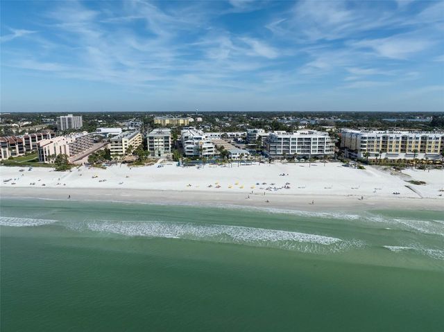 6732 SARASEA CIRCLE 104C, Sarasota, FL 34242