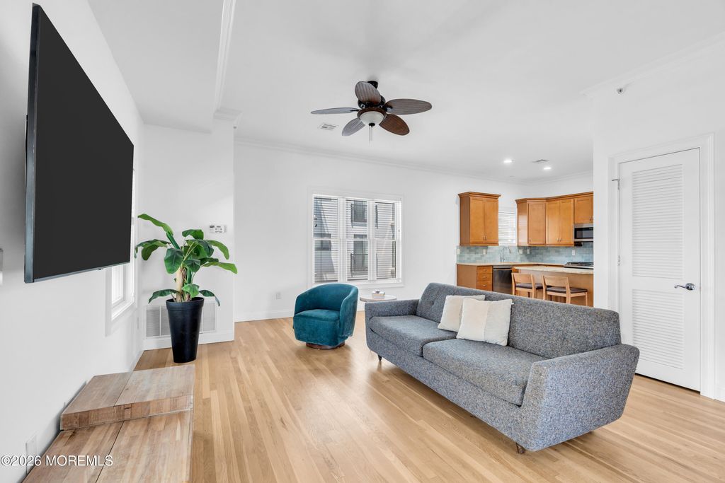 508 Monroe Avenue 2R, Asbury Park, NJ 07712