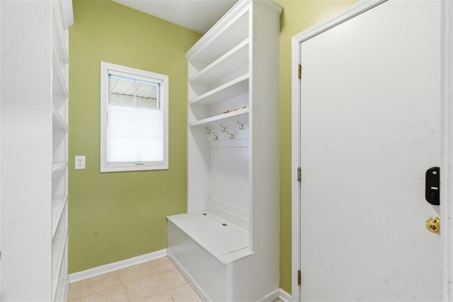 7886 Finnagen Drive, Mattawan, MI 49071