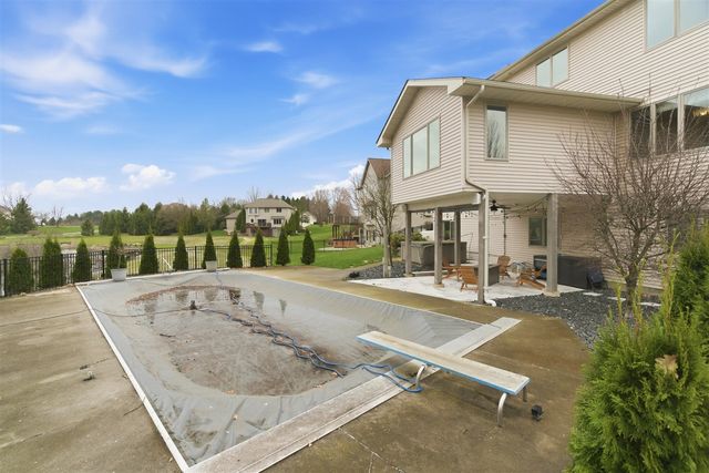7886 Finnagen Drive, Mattawan, MI 49071
