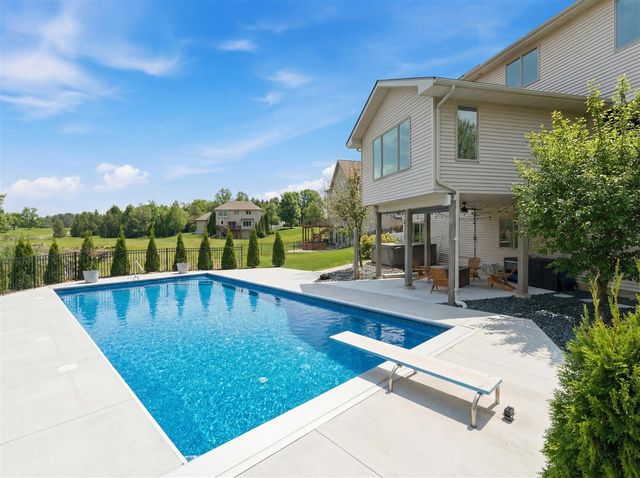 7886 Finnagen Drive, Mattawan, MI 49071