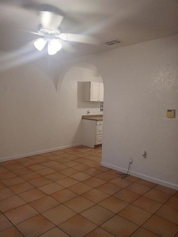 5410 70TH WAY N, St Petersburg, FL 33709