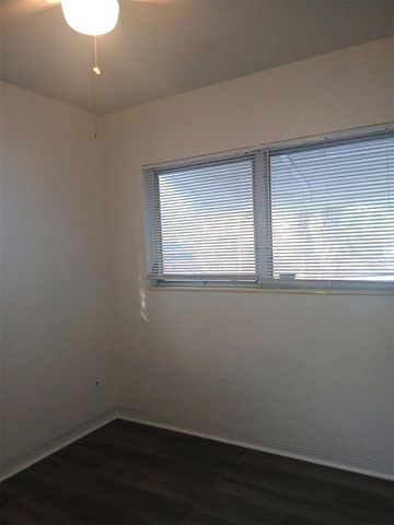 5410 70TH WAY N, St Petersburg, FL 33709