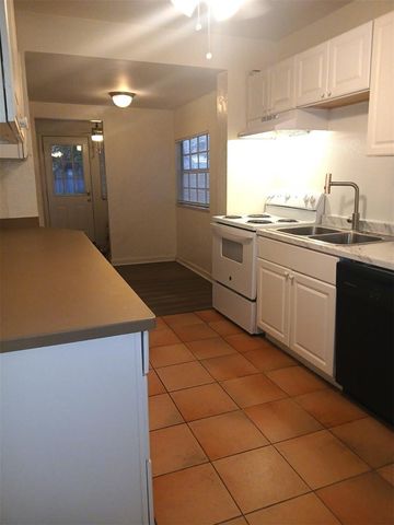 5410 70TH WAY N, St Petersburg, FL 33709