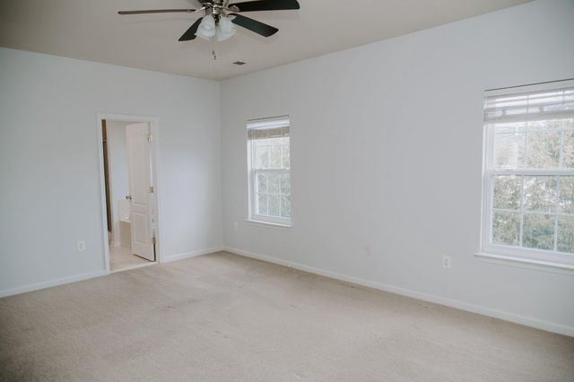 110 QUINTON OAKS CIR, Stephens City, VA 22655