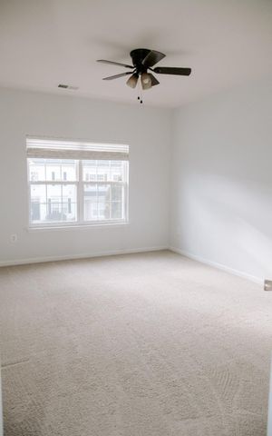 110 QUINTON OAKS CIR, Stephens City, VA 22655