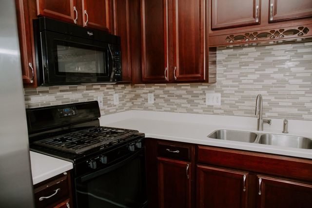110 QUINTON OAKS CIR, Stephens City, VA 22655