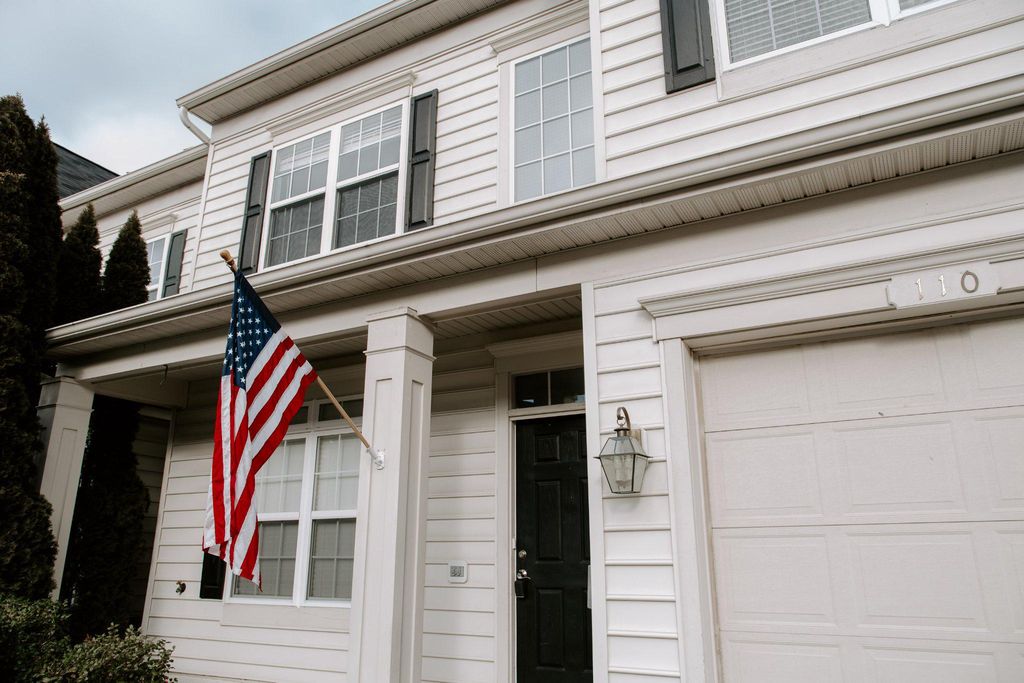 110 QUINTON OAKS CIR, Stephens City, VA 22655