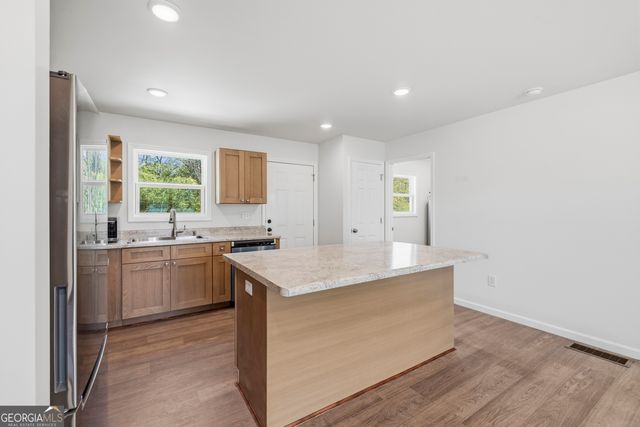 509 Carlton Ave., Union Point, GA 30669