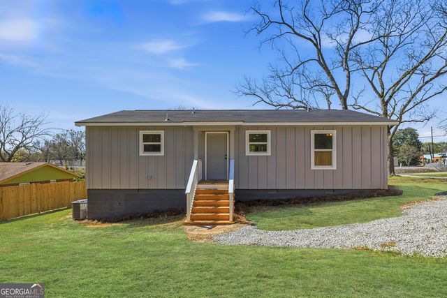 509 Carlton Ave., Union Point, GA 30669