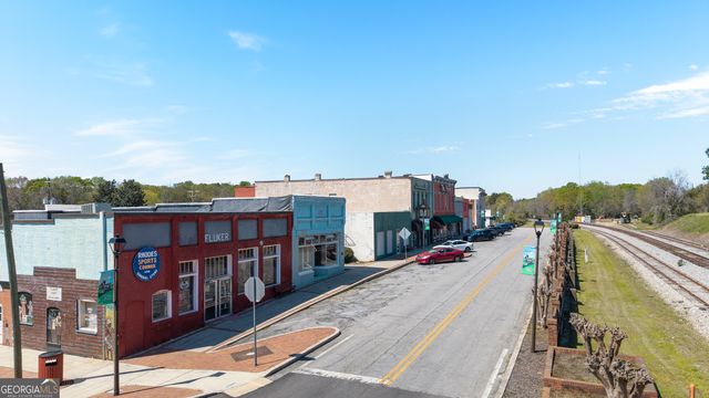 509 Carlton Ave., Union Point, GA 30669