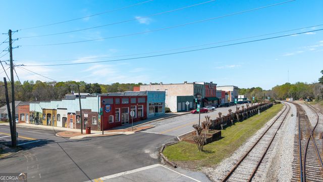 509 Carlton Ave., Union Point, GA 30669