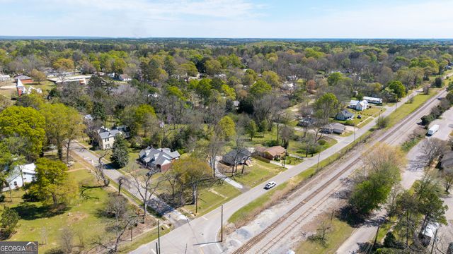 509 Carlton Ave., Union Point, GA 30669