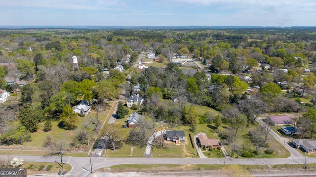 509 Carlton Ave., Union Point, GA 30669