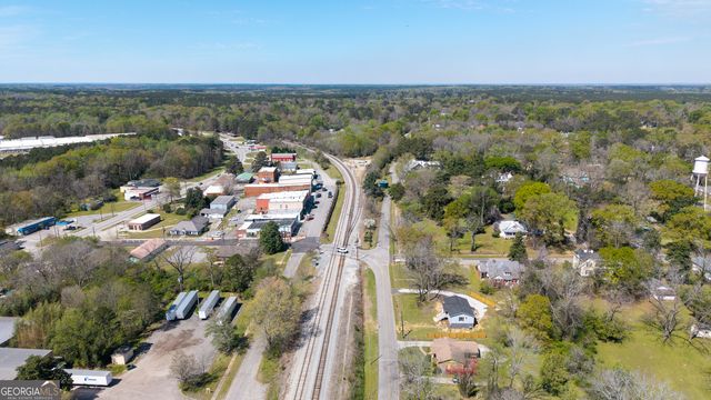 509 Carlton Ave., Union Point, GA 30669