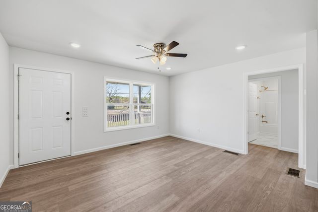 509 Carlton Ave., Union Point, GA 30669