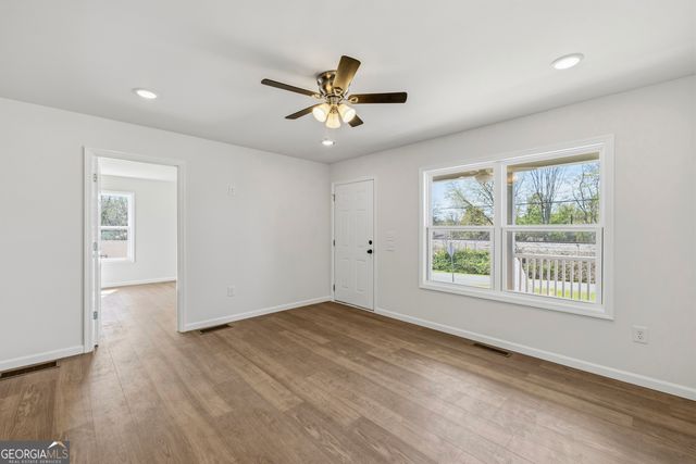 509 Carlton Ave., Union Point, GA 30669