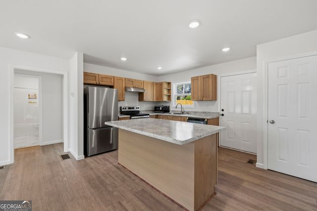 509 Carlton Ave., Union Point, GA 30669