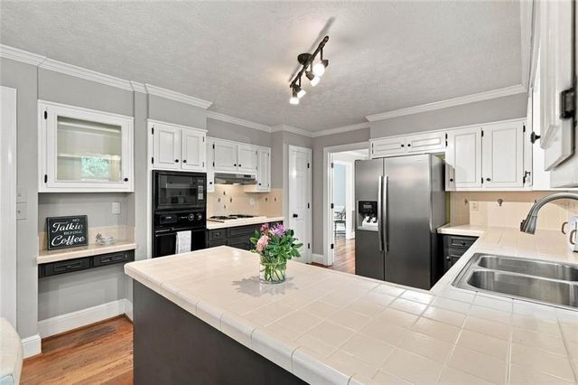 2819 Livsey Drive, Tucker, GA 30084