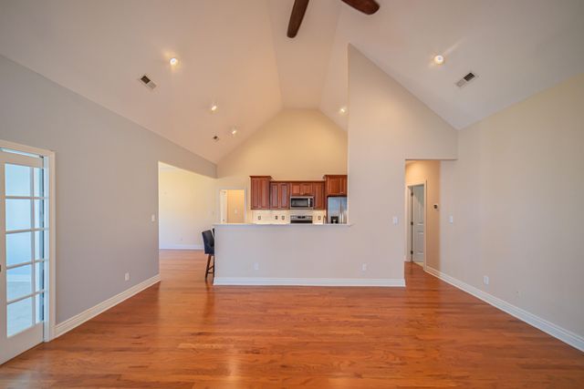 3241 Sandpiper Circle, Paducah, KY 42001