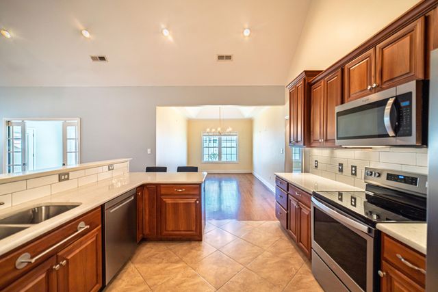 3241 Sandpiper Circle, Paducah, KY 42001