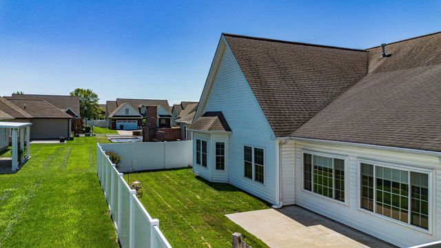3241 Sandpiper Circle, Paducah, KY 42001