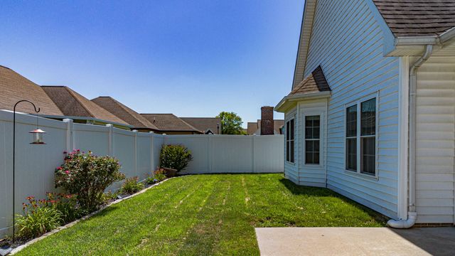 3241 Sandpiper Circle, Paducah, KY 42001