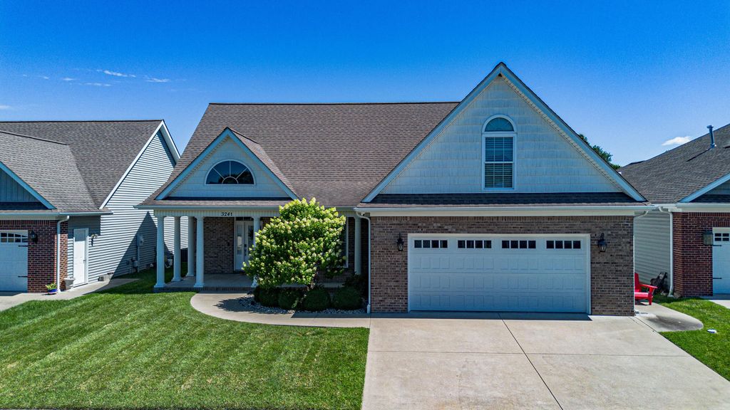 3241 Sandpiper Circle, Paducah, KY 42001