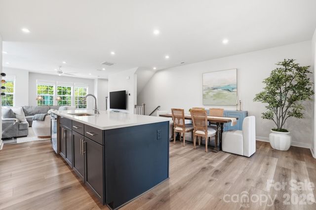 2913 Matthews Indian Trail Road, Matthews, NC 28104