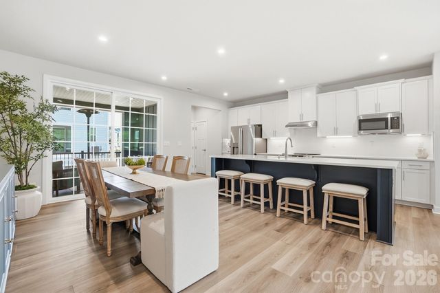 2913 Matthews Indian Trail Road, Matthews, NC 28104