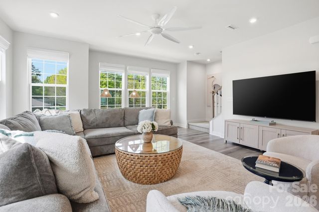 2913 Matthews Indian Trail Road, Matthews, NC 28104