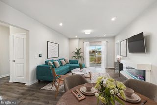 750 MOUNT AIRY TER NE #206B, Leesburg, VA 20176