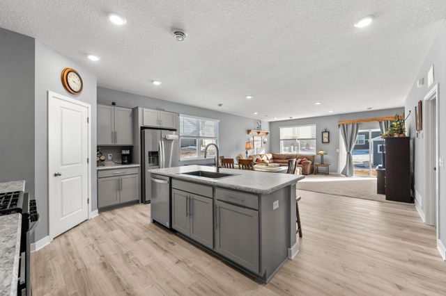 11201 132nd Circle N, Dayton, MN 55327