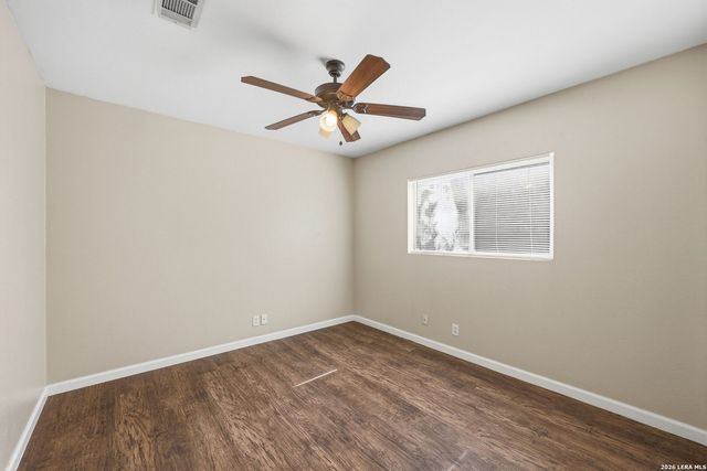 6114 ROLLING FOREST DR, San Antonio, TX 78250