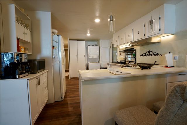 7296 N Ligurta Road, Golden Valley, AZ 86413