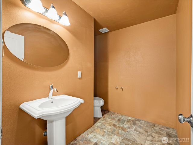 16508 Suntree Court SE, Yelm, WA 98597