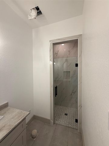 198 Burnet Oaks, Burnet, TX 78611