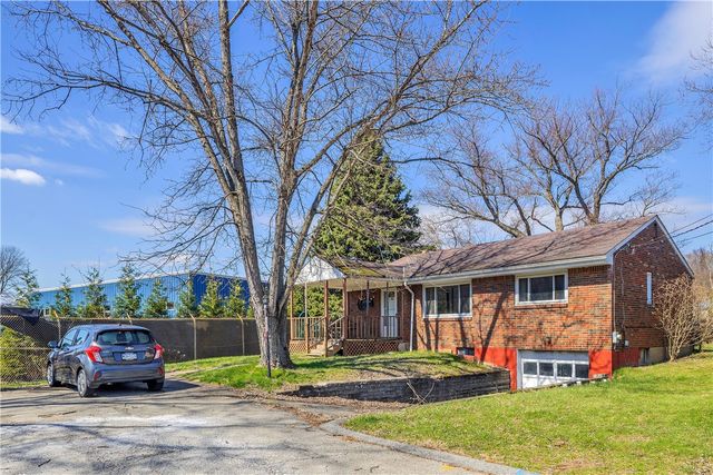 4060 Hart Ct, Murrysville, PA 15668