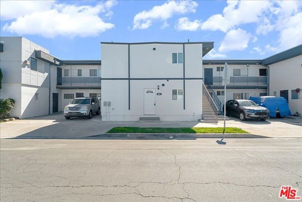 13406 S Vermont Avenue, Gardena, CA 90247