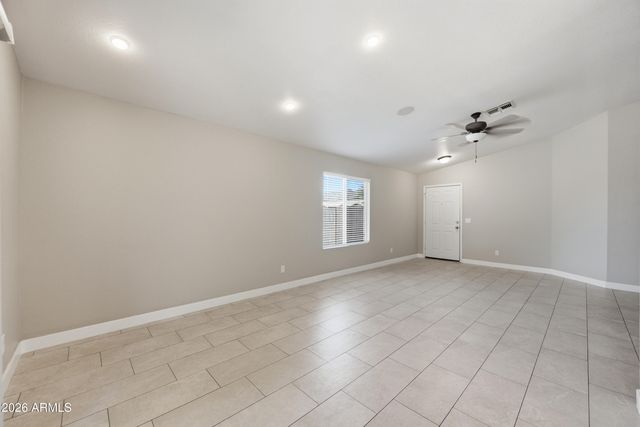 1616 E DESERT Lane, Phoenix, AZ 85042