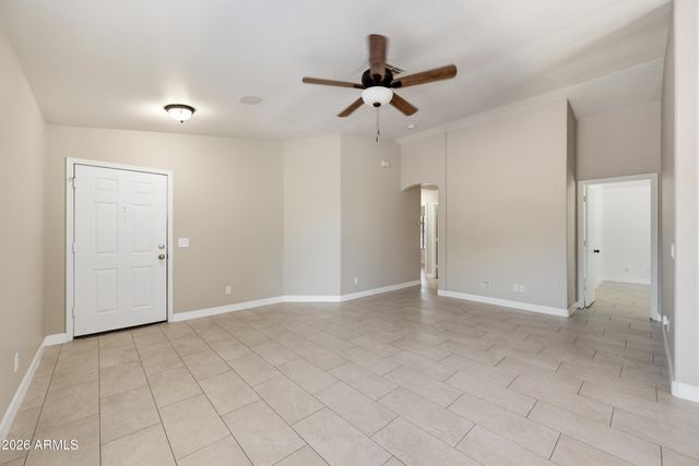 1616 E DESERT Lane, Phoenix, AZ 85042