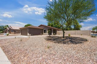 1616 E DESERT Lane, Phoenix, AZ 85042