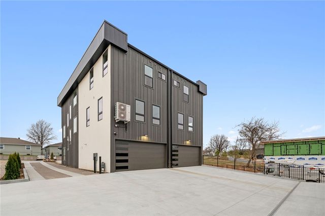 1130 Fillmore Street, Bentonville, AR 72712