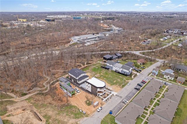 1130 Fillmore Street, Bentonville, AR 72712