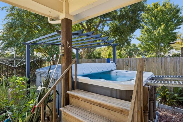 3937 Weatherstone Drive, Fort Worth, TX 76137
